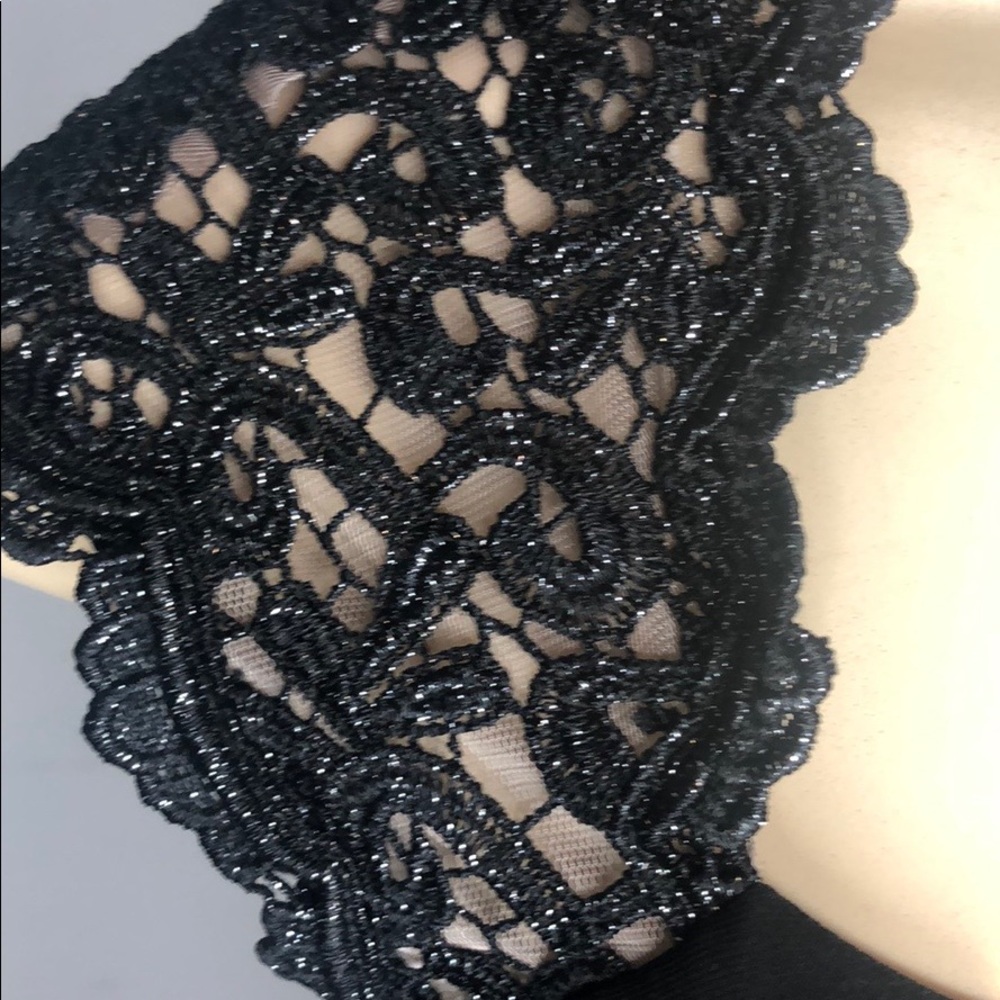 Gown - Picture 4 of 7